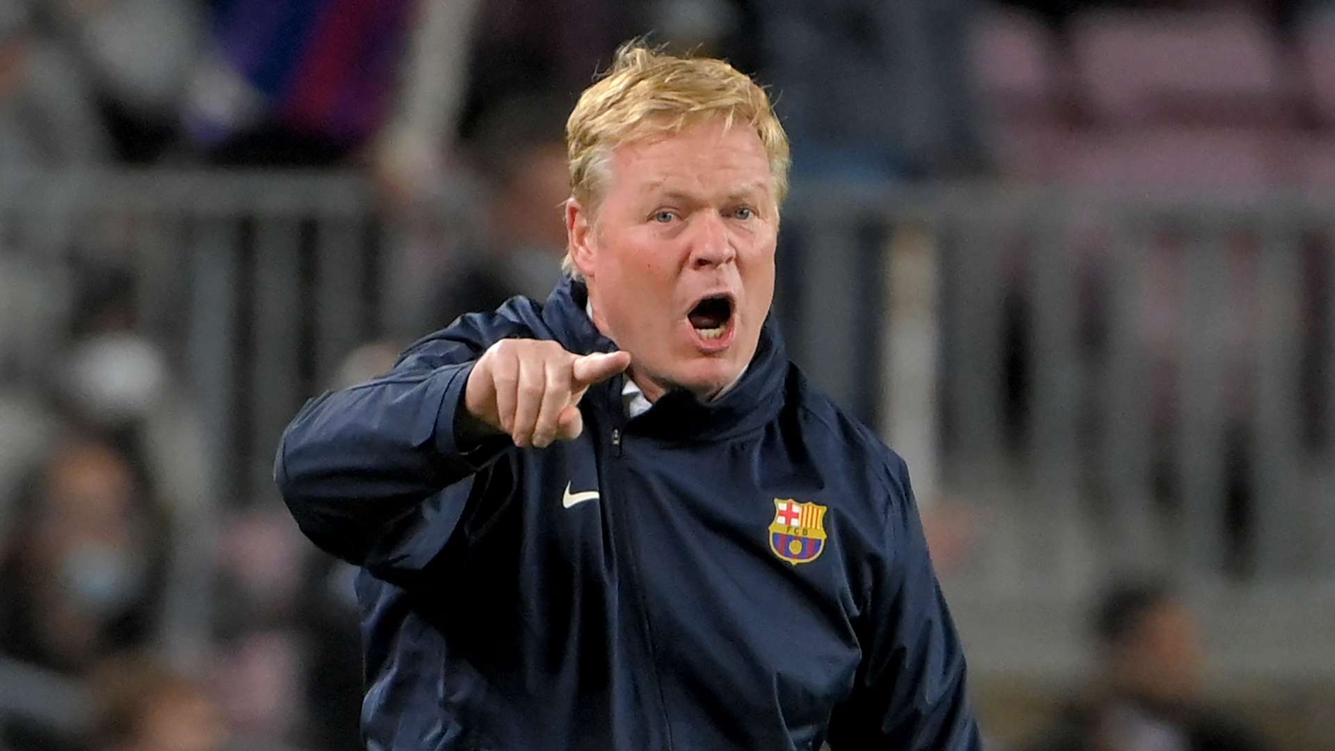 这给了他更 这给了他更